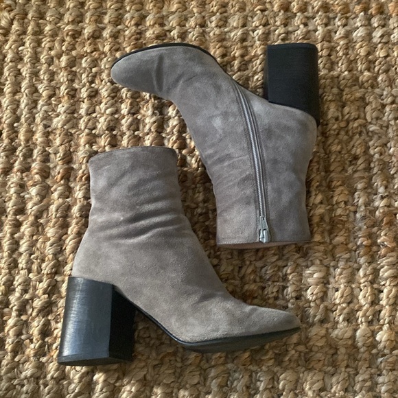 Acne Studios Cypress Ankle Boots in Grey Suede 35 - Picture 2 of 4